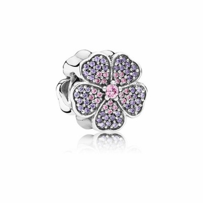 Pandora Sparkling Primrose Charm