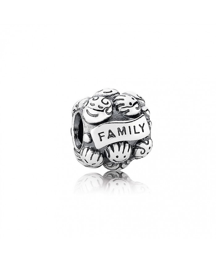 Pandora Love & Family